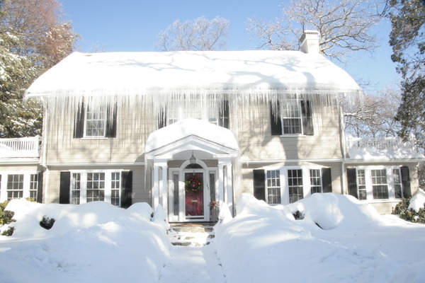 Active Ice Dams